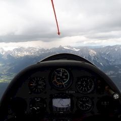 Flugwegposition um 12:01:19: Aufgenommen in der Nähe von Gemeinde Seefeld in Tirol, Seefeld in Tirol, Österreich in 2798 Meter